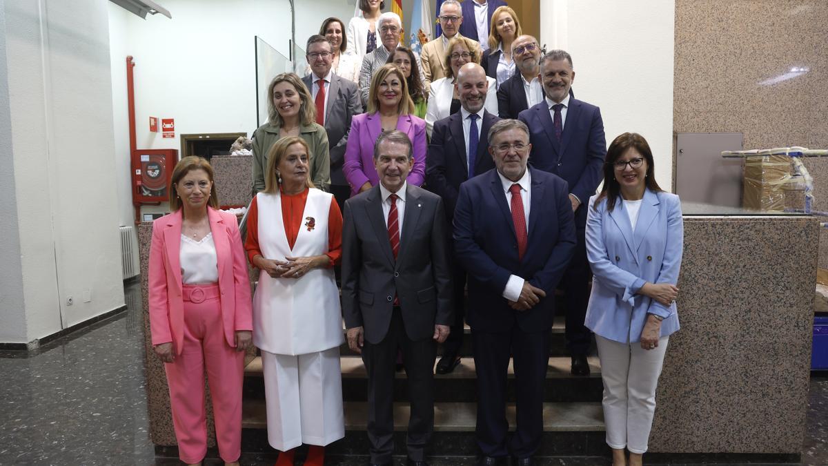 Foto de familia del nuevo gobierno de Vigo