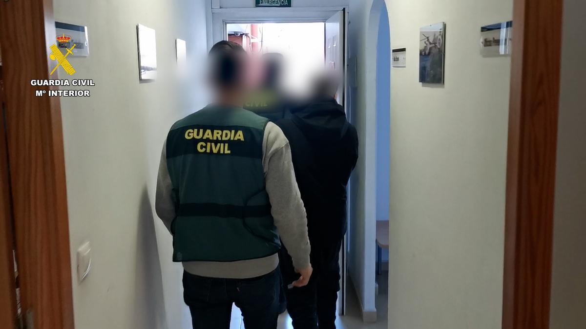 Detenido por apuñalar a un joven que medió en una pelea en Ondara