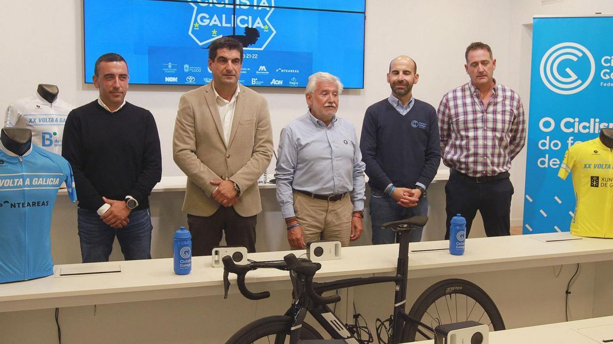 Presentación de la etapa reina de la Volta Ciclista a Galicia, que transcurrirá en Manzaneda. |  // IÑAKI OSORIO