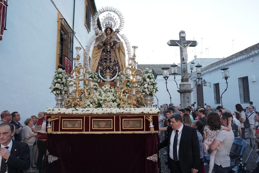 Tarde cofrade con la Reina de los Ángeles, la Virgen de Araceli y el Niño Jesús de Praga