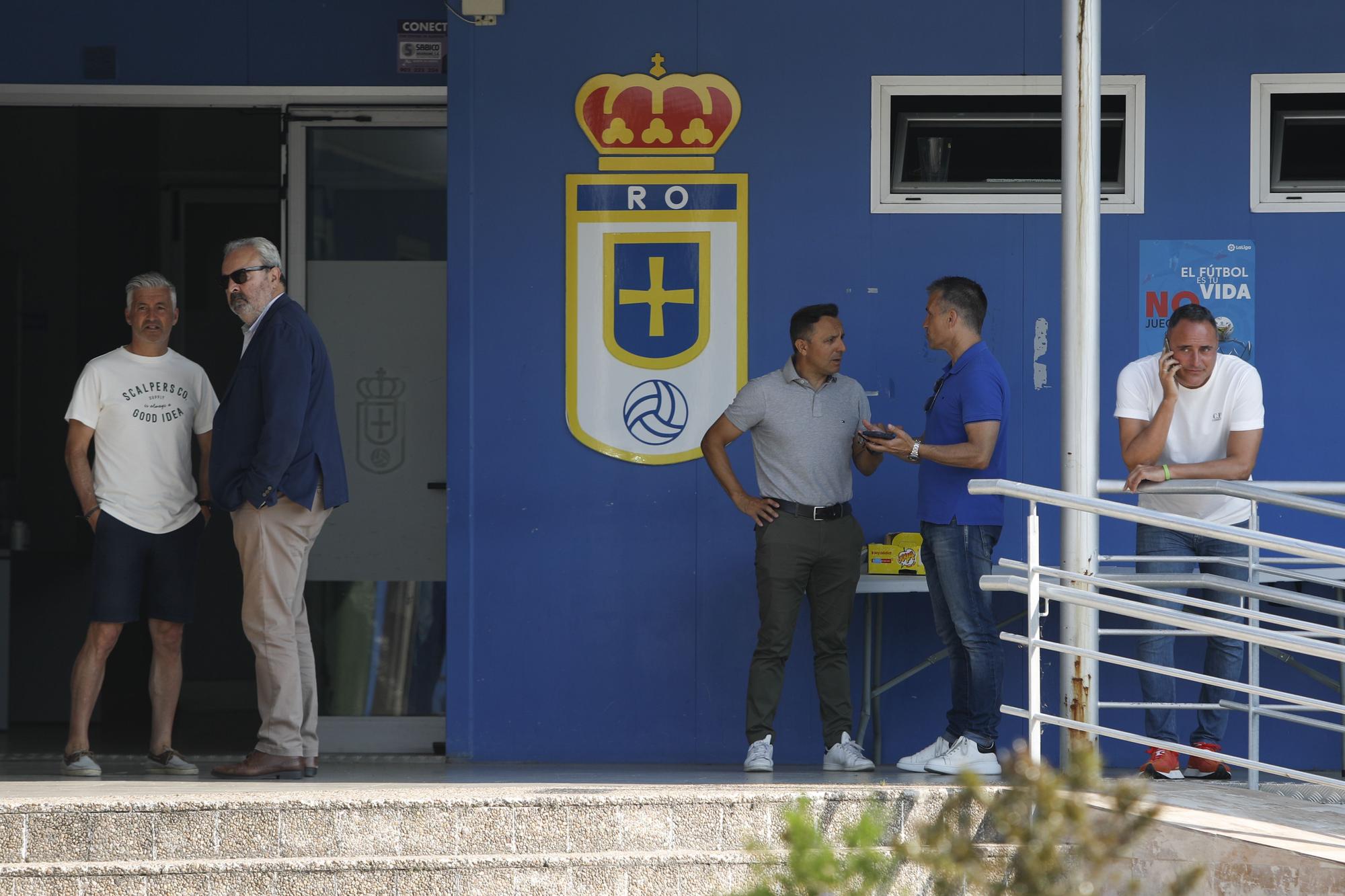 EN IMÁGENES: el día después de la venta del Oviedo