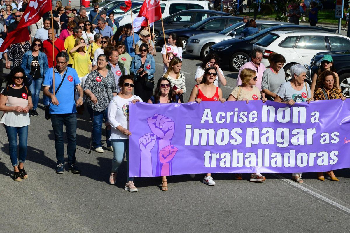 Las imágenes de la manifestación del 1º de Mayo en Cangas