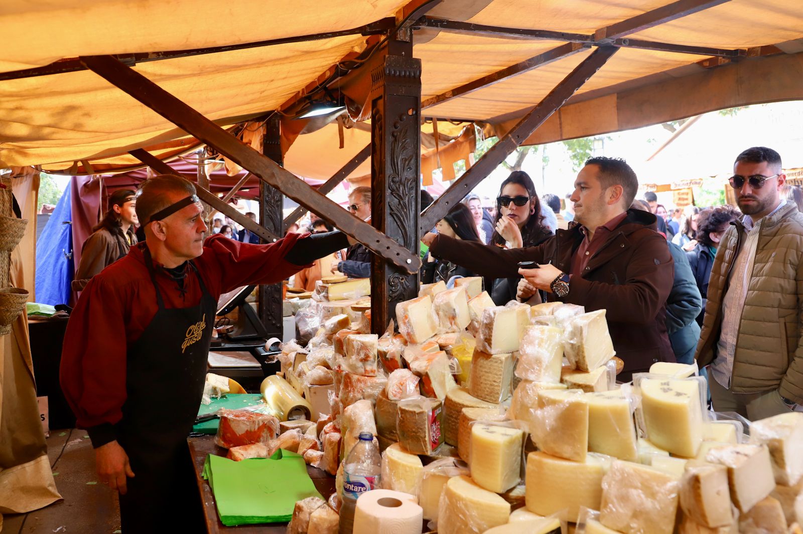 Los cordobese vuelven a volcarse con el mercado ibero romano