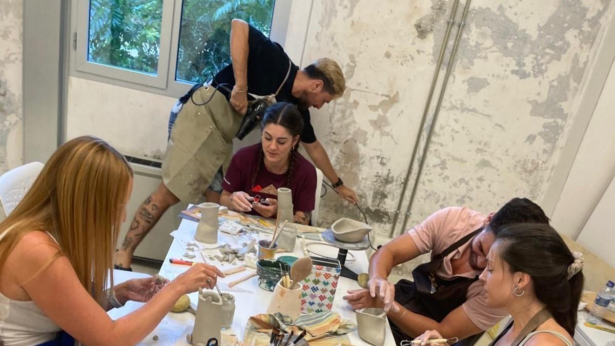 Uno de los talleres realizados en el ciclo artístico.