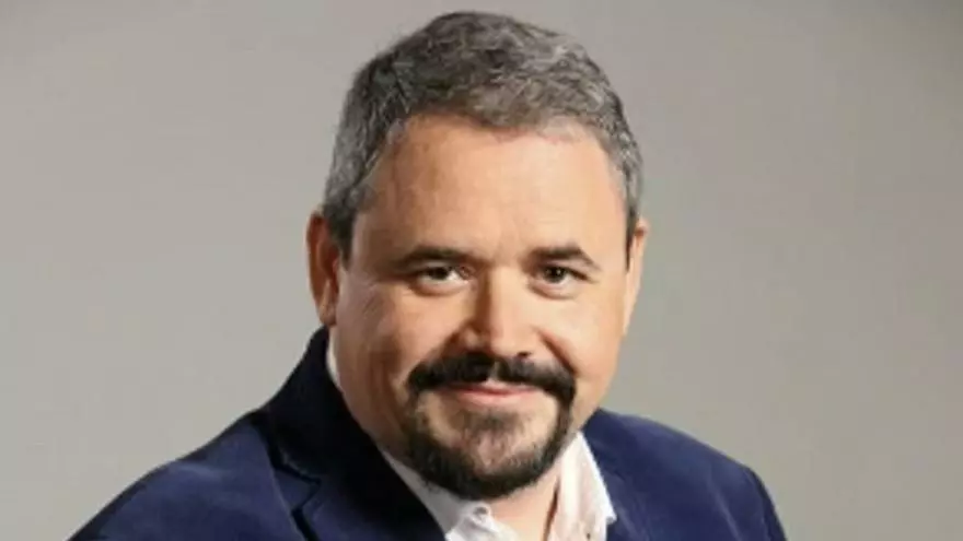 Sánchez cesa a Antonio Hernández, mano derecha de Paco Salazar en Moncloa