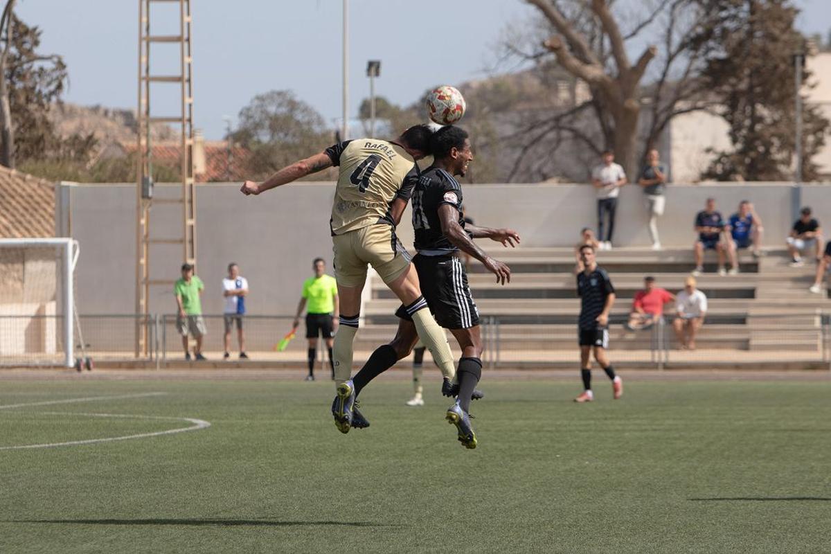 Todas las imágenes del encuentro entre La Unión y el Deportivo Linares Todas las imágenes del encuentro entre La Unión y el Deportivo Linares