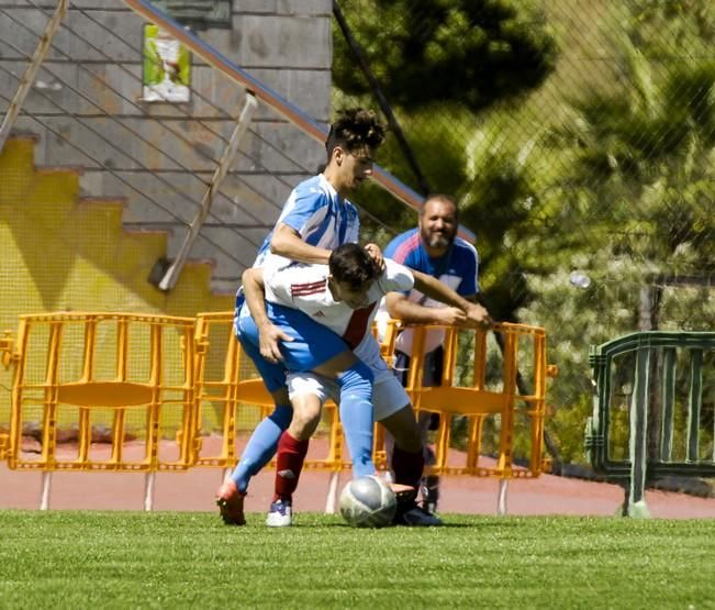 FUTBOL JUVENIL: HURACAN-TAHICHE