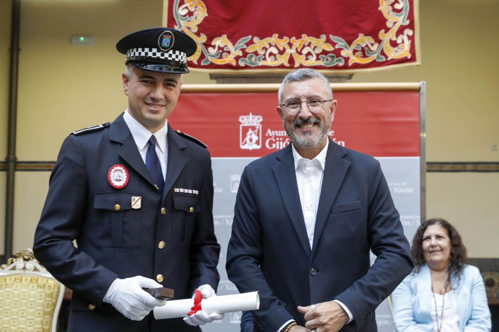 EN IMÁGENES: Así fue la fiesta de la Policía Local de Gijón