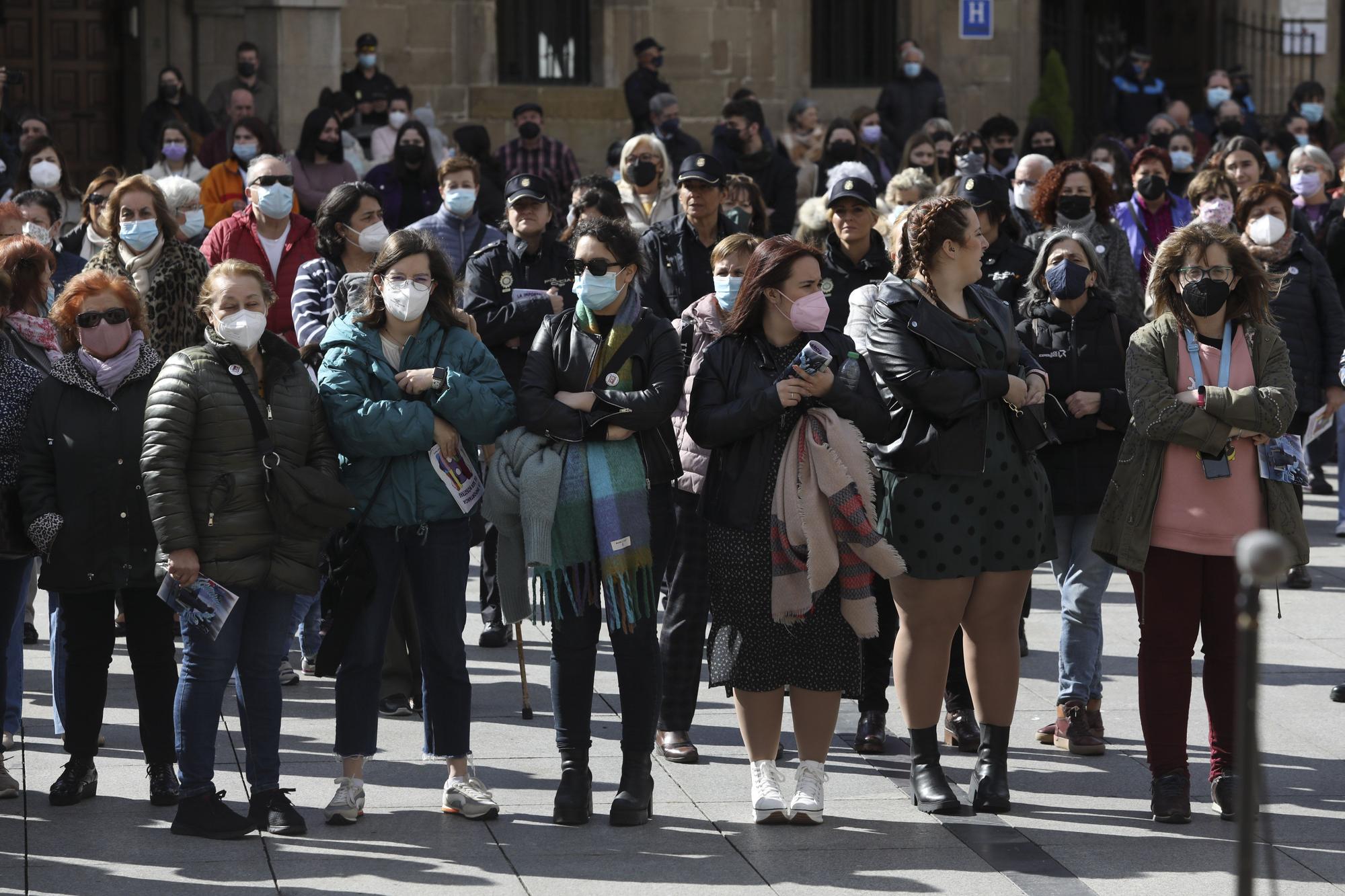 EN IMÁGENES: Así se vivió el Día de la Mujer (8M) en Avilés