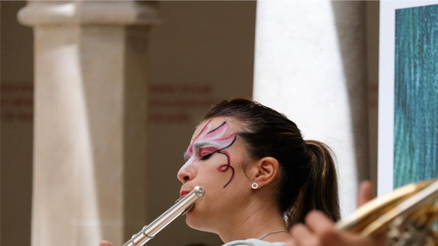 Iniciación musical. Mañana de carnaval. Entre pitos y flautas