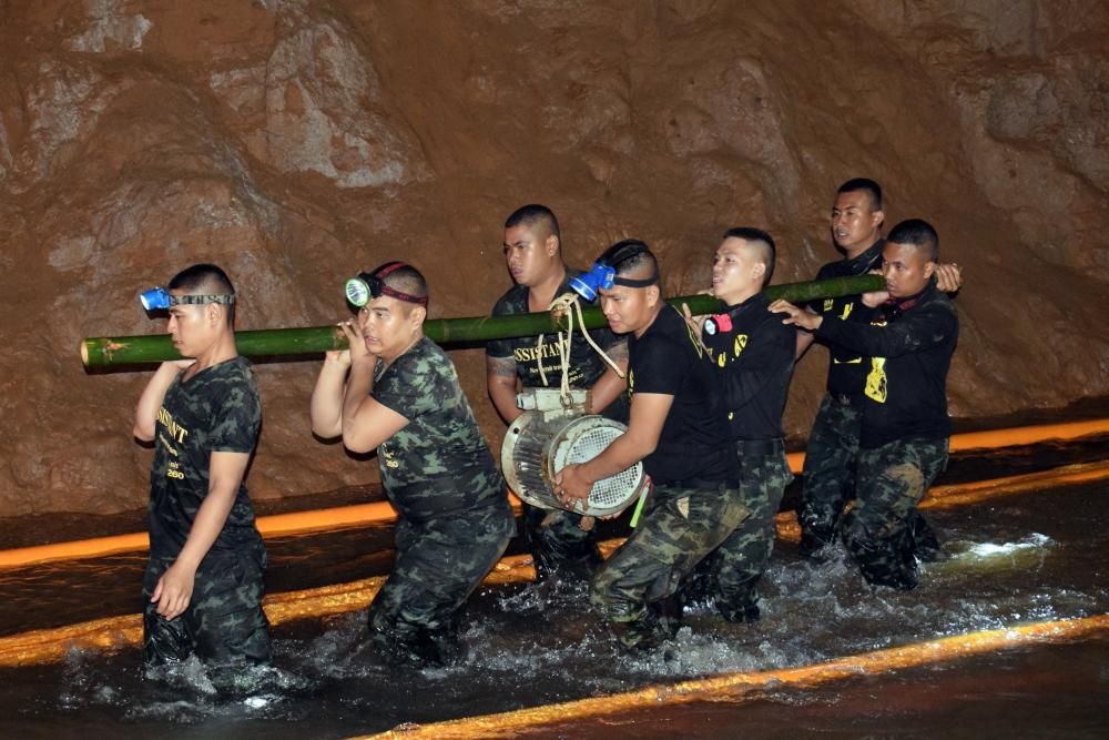 Las imágenes del rescate de los niños atrapados en Tailandia