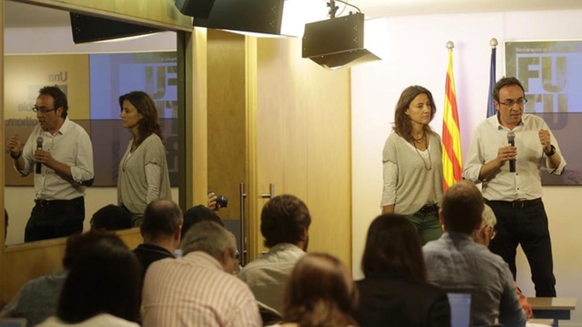 Mercè Conesa y Josep Rull, este miércoles, en la presentación de la campaña de CDC cara a los comicios del 27-S.