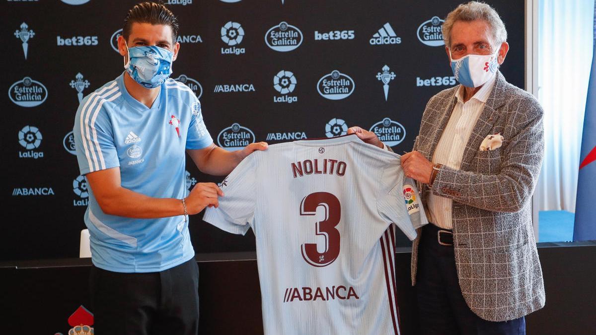 Nolito, durante su presentación ayer en la sede del Celta. // RCCV