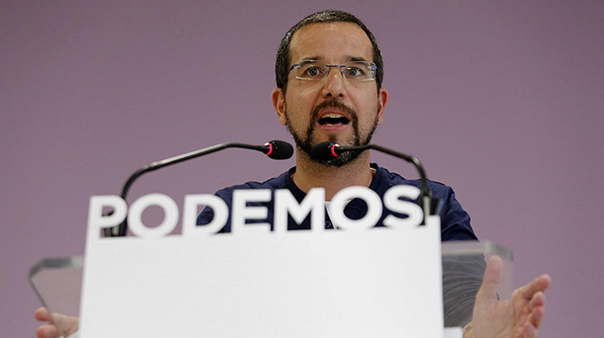 Pablo Iglesias, líder de Podem, destitueix Sergio Pascual.