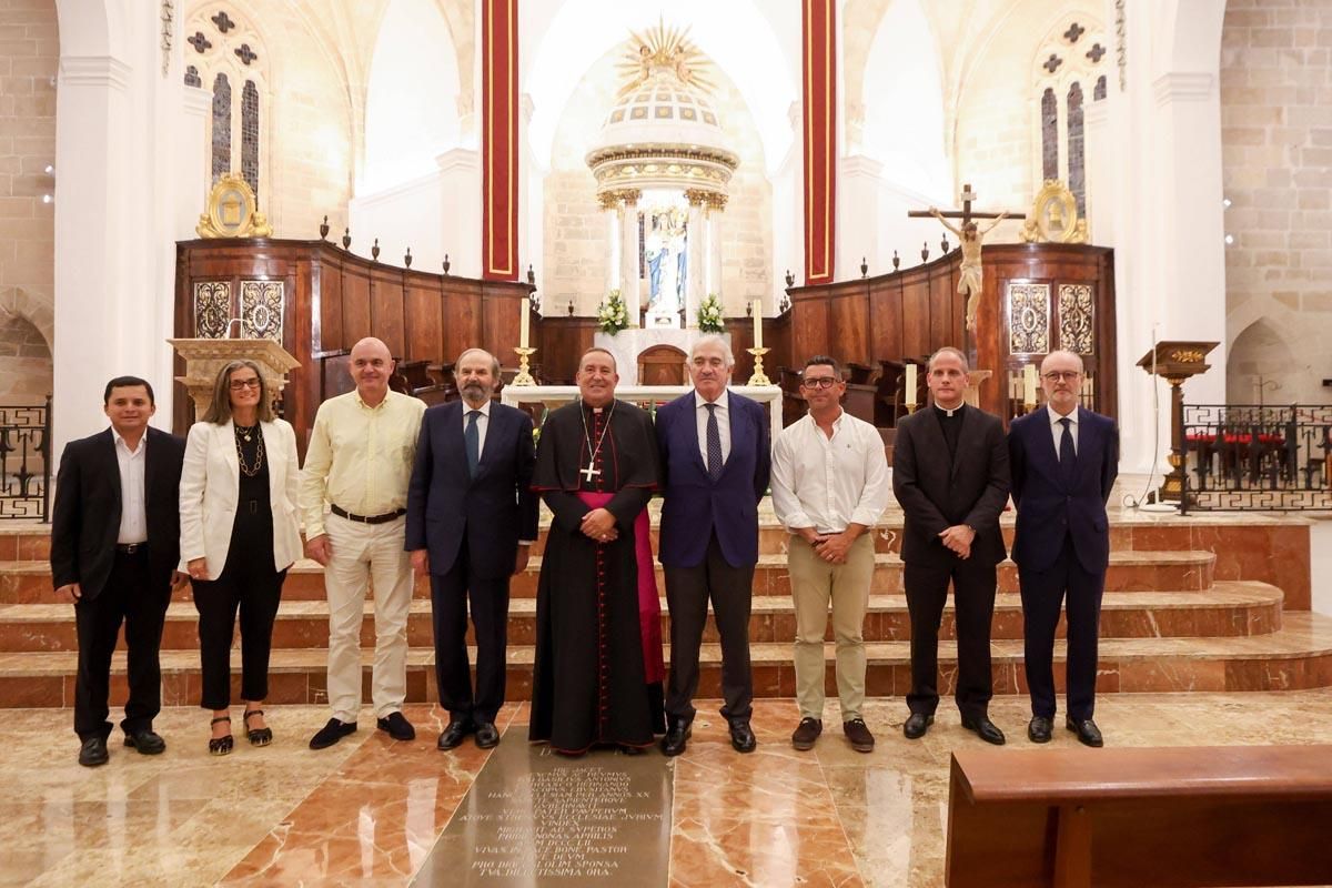 Todas las imágenes de la inauguración de la nueva iluminación de la Catedral de Ibiza