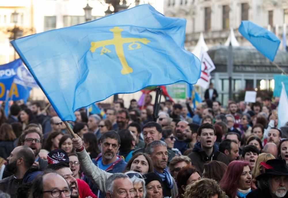 Manifestación por la Oficialidad en Oviedo