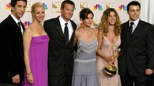 Los actores de Friends, retratados en 2002 en los premios Emmy.