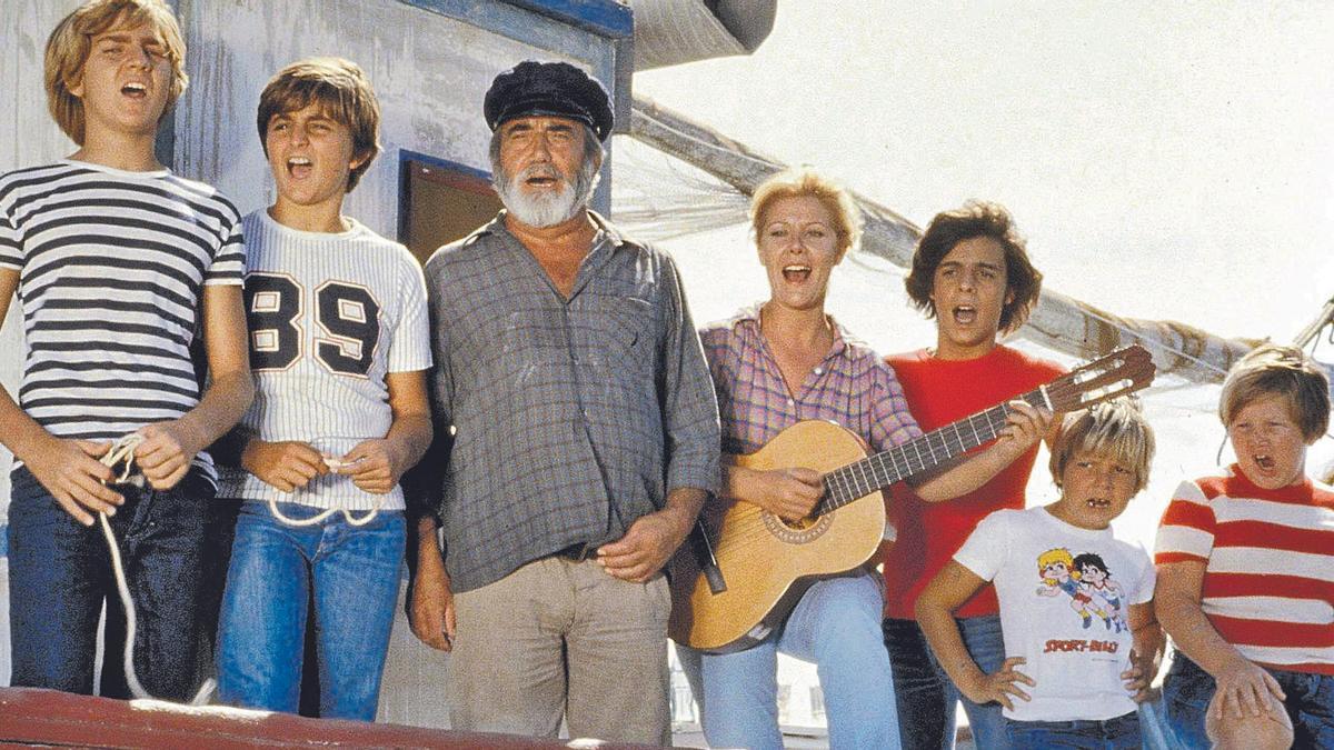 Celebrar 40 veranos azules La Opinión de Málaga