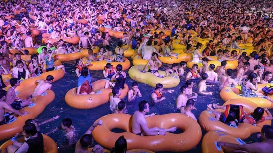 Una macrofiesta en Wuhan desata el miedo a los contagios