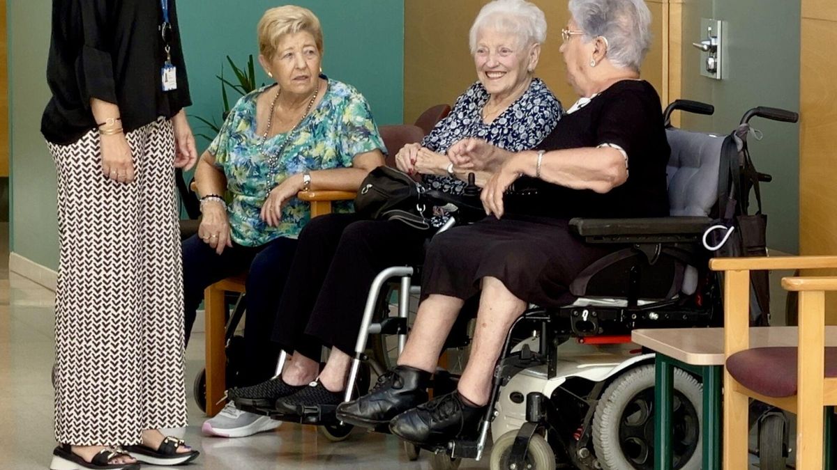 Laura Encinas, experta en finanzas personales: &quot;El 70% de las mujeres que se divorcian después de los 65 años entran en un umbral de pobreza&quot;
