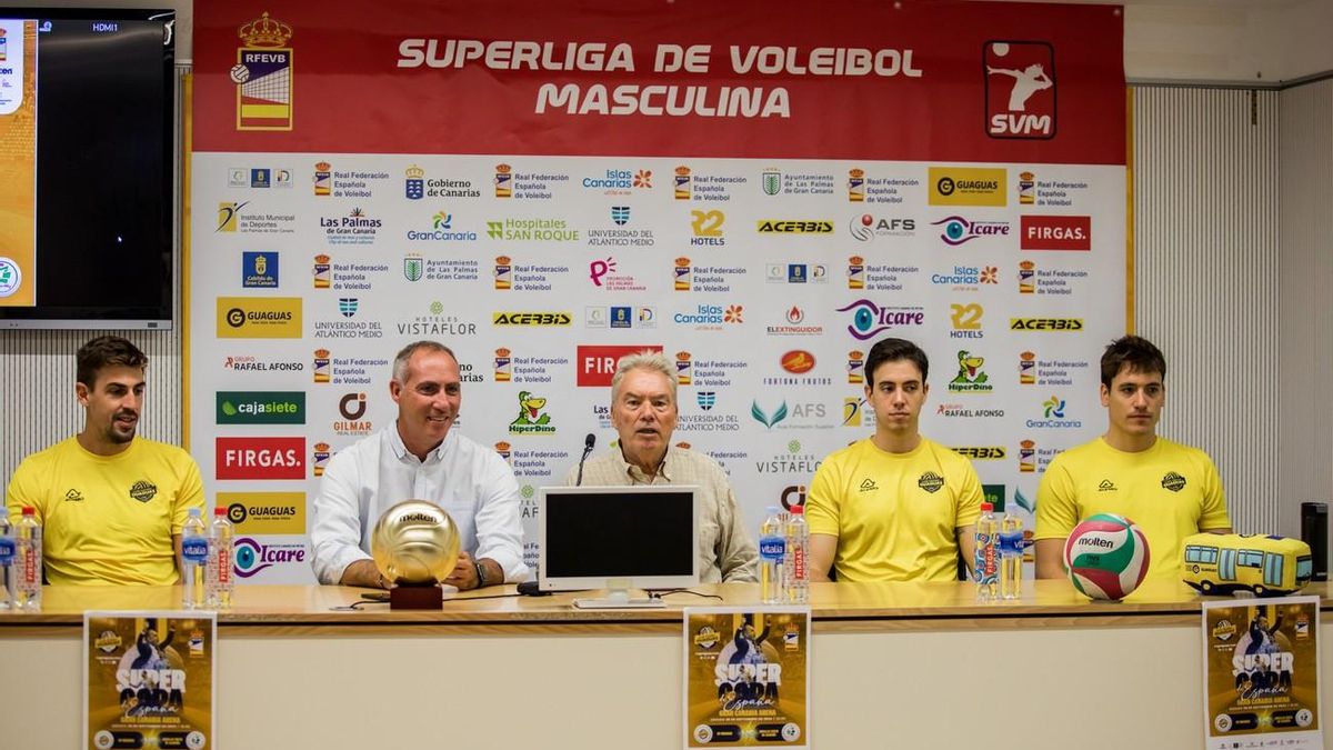 CV Guaguas debuta en el Gran Canaria Arena en la Supercopa de España frente al Unicaja Costa de Almería.