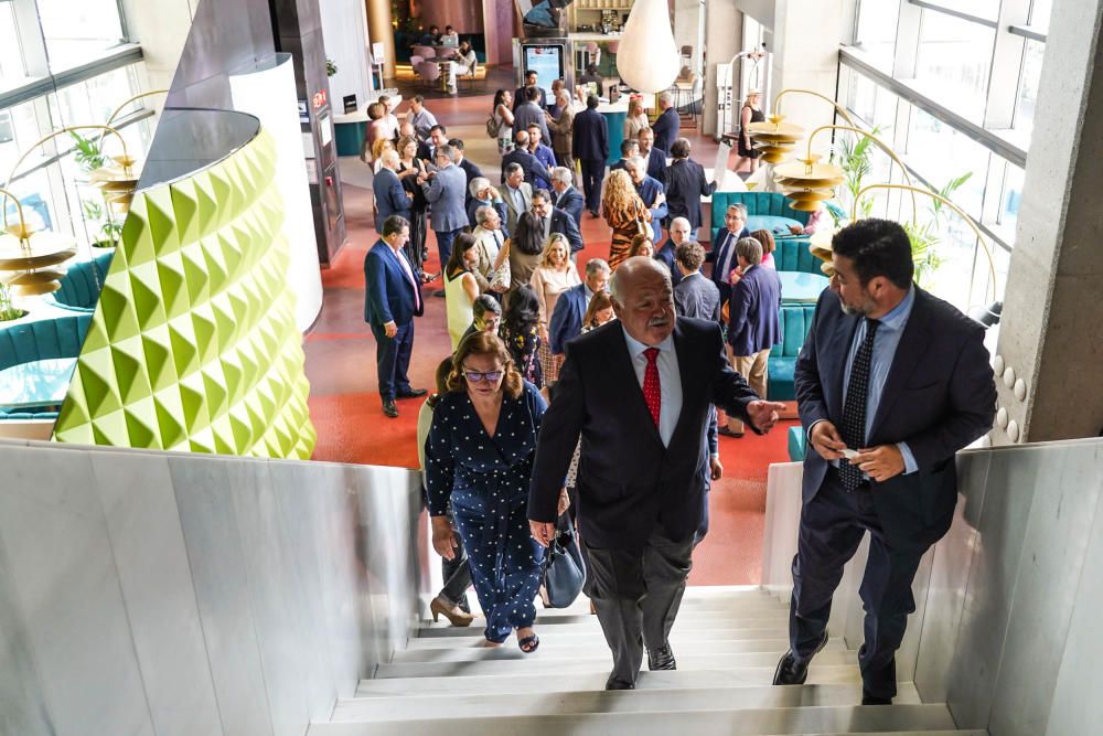 El consejero de Salud, Jesús Aguirre, participa en un desayuno informativo de La Opinión de Málaga.