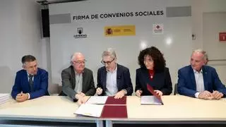 Loterías y Cruz Roja firman en Alicante un convenio de 60 millones para programas sociales