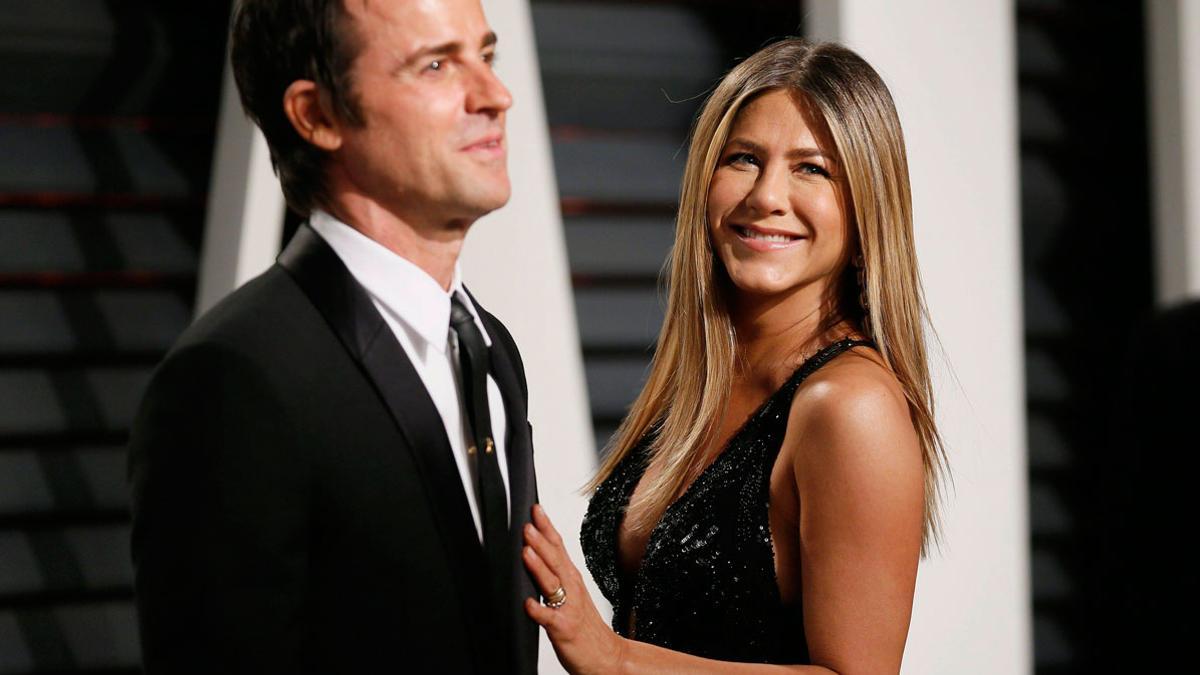 Jennifer Aniston junto a su marido,Justin Theroux, en la fiesta tras los Premios Oscar 2017