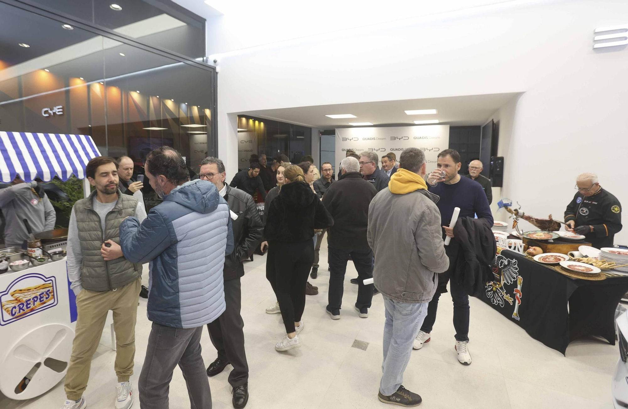 QUADIS Dream inaugura el primer centro BYD en Alicante.