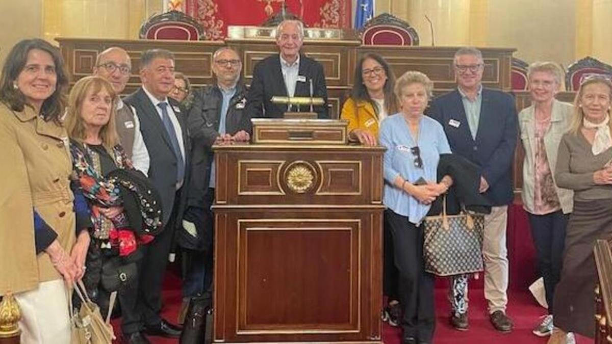 Visita de la Síndica de Greuges de Burjassot al Senado.