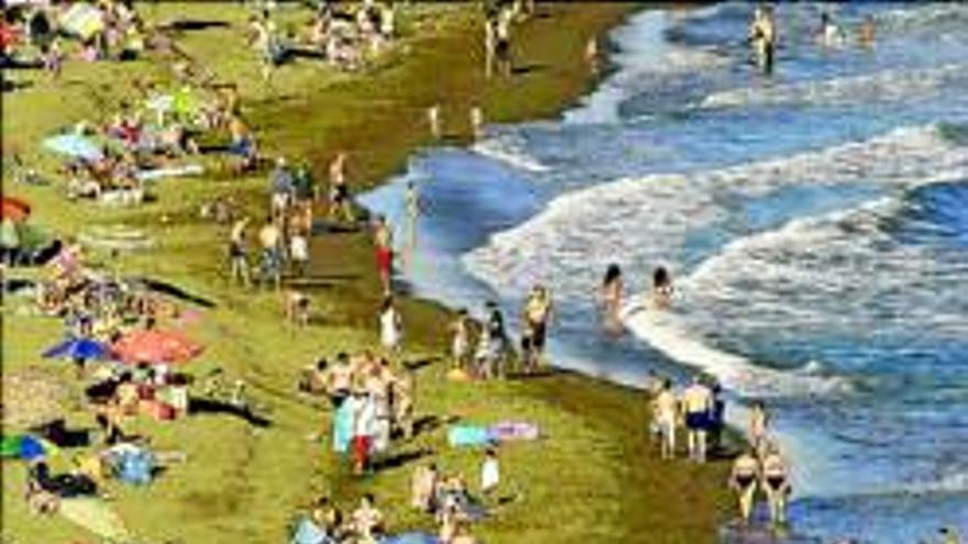 Las playas andaluzas superan la prueba de calidad del agua