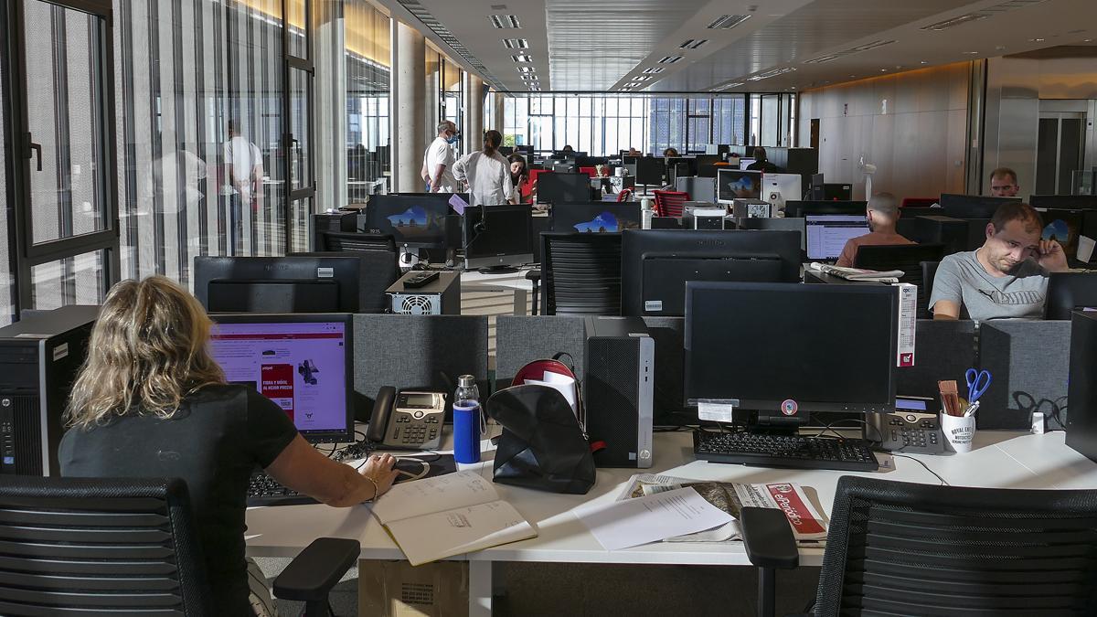 Redacción de EL PERIÓDICO en L'Hospitalet