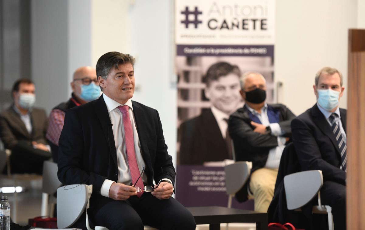Eleccions Pimec: Cañete formalitza la seva candidatura i dobla en avals el seu rival independentista Eleccions Pimec: Cañete formalitza la seva candidatura i dobla en avals el seu rival independentista