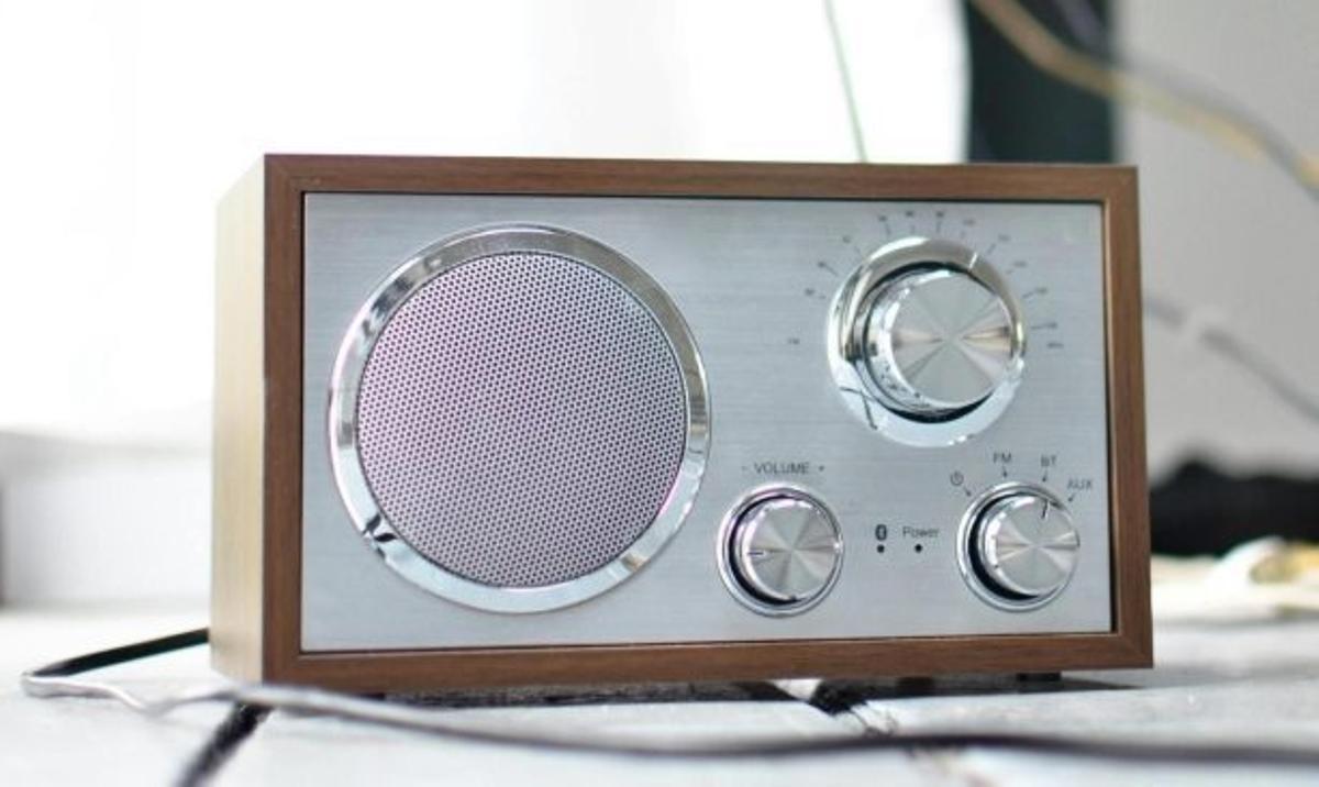 La ràdio de les mil vides