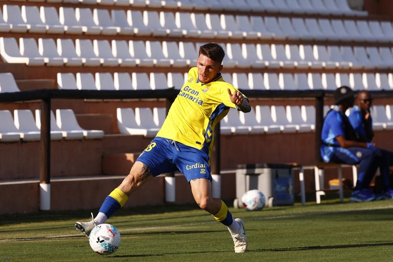 El partido Orlando Pirantes FC-UD Las Palmas, en imágenes