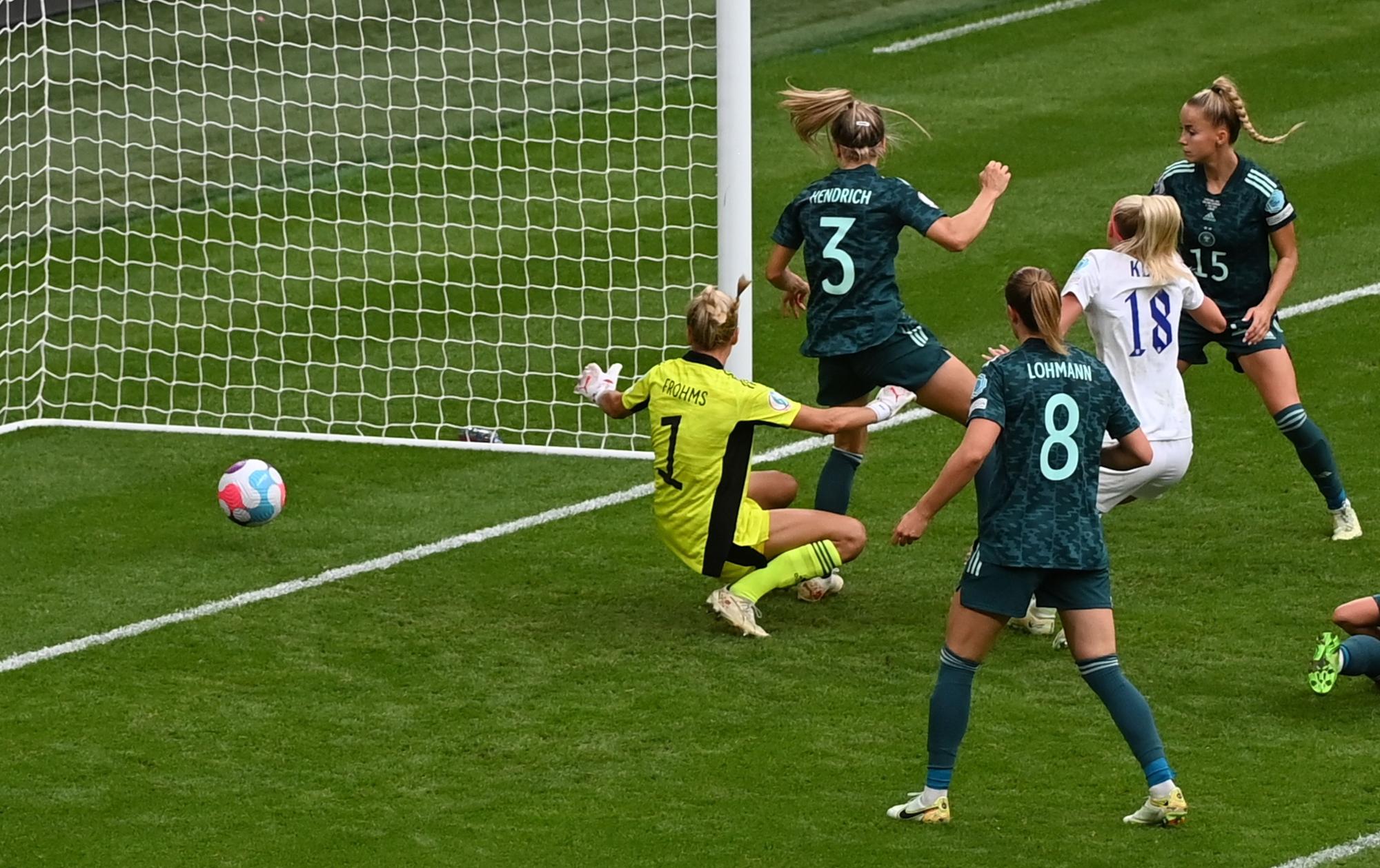 Así ha sido el gol de Kelly para que Inglaterra gane la Eurocopa Femenina