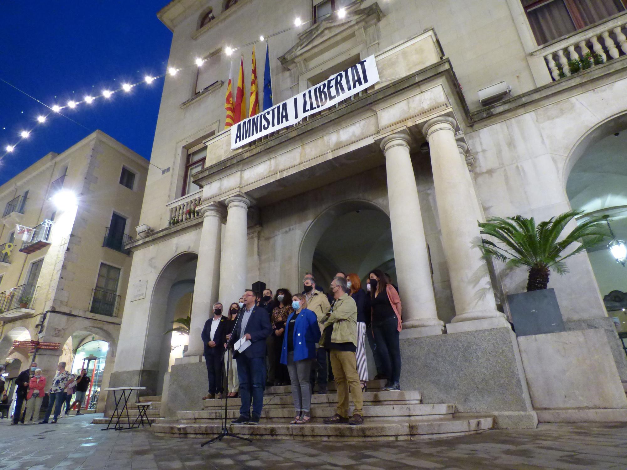 Concentració Free Puigdemont a Figueres