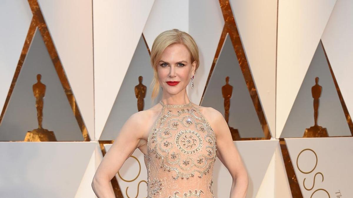 Oscar 2017: Nicole Kidman con vestido de Armani