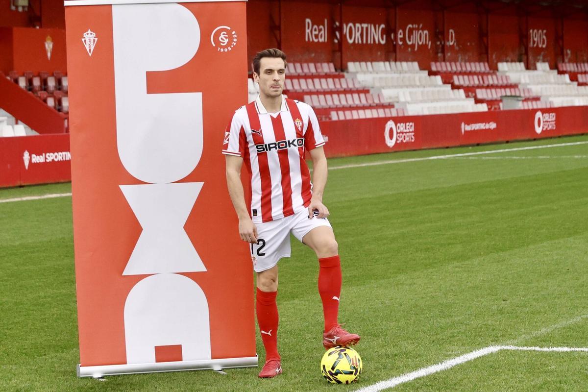 Mareo, presentación de Brian Oliván como nuevo jugador del Sporting
