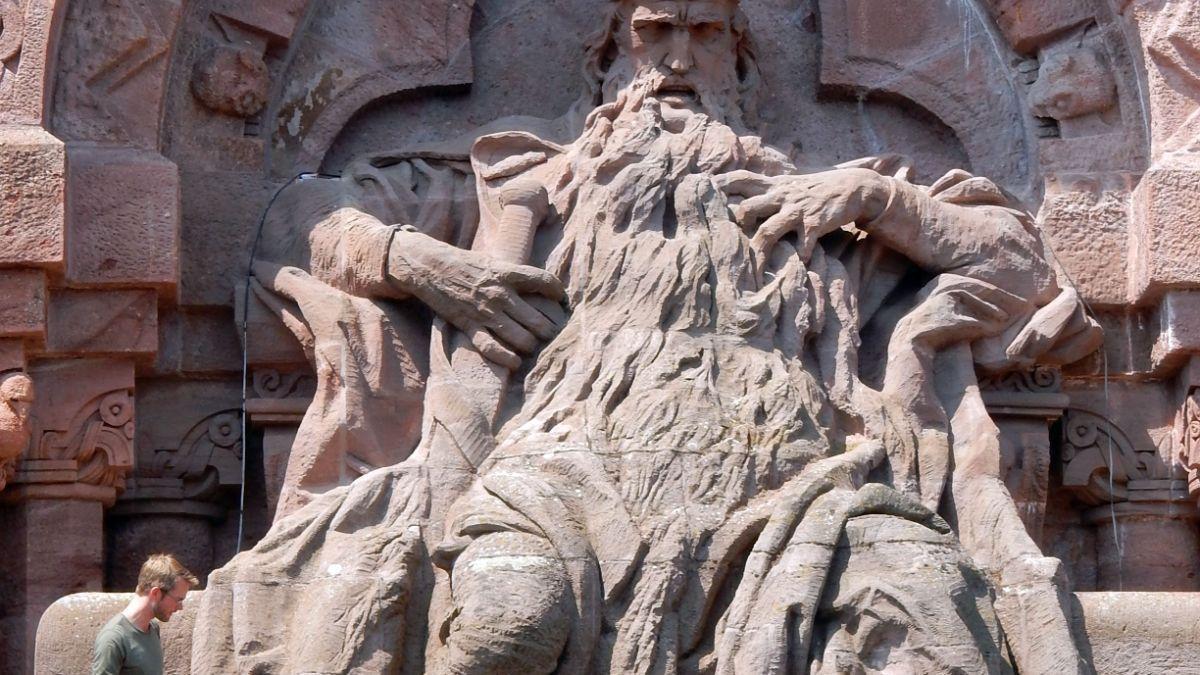 GEOLOGÍA / Descubren madera fosilizada que desvela 300 millones de años de historia de la Tierra
