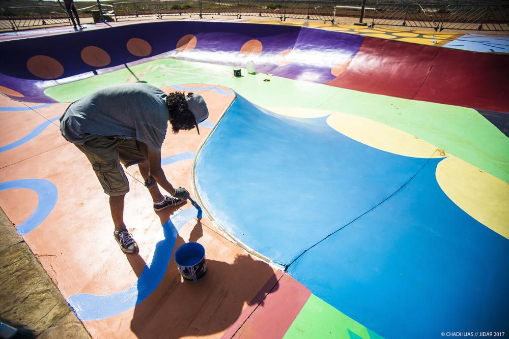 Intervención del alicantino Antonyo Marest en un parque de skate en Rabat