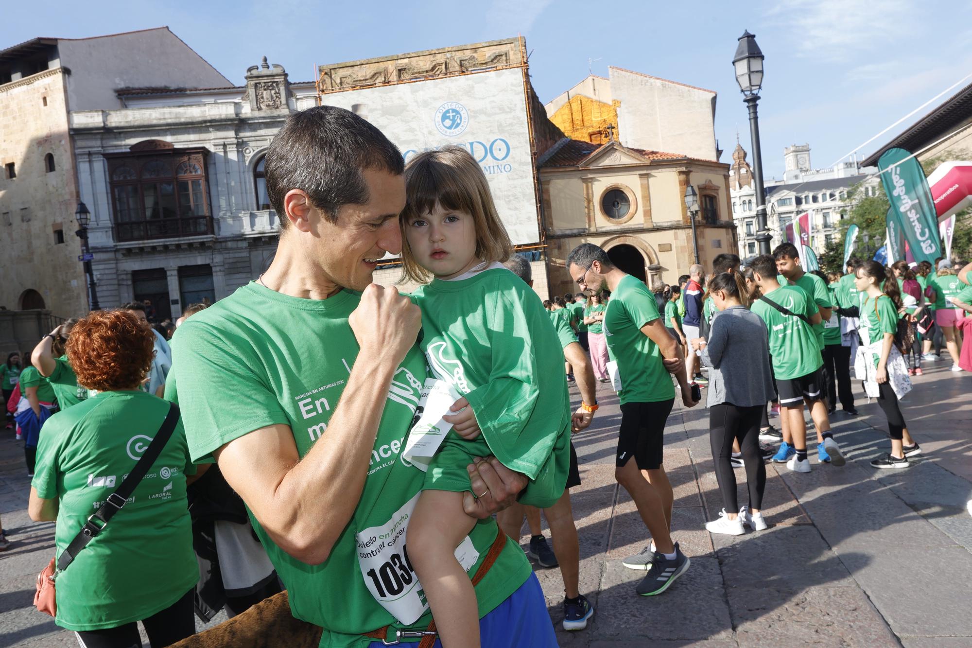 EN IMÁGENES: Asturias se echa a la calle para correr contra el cáncer