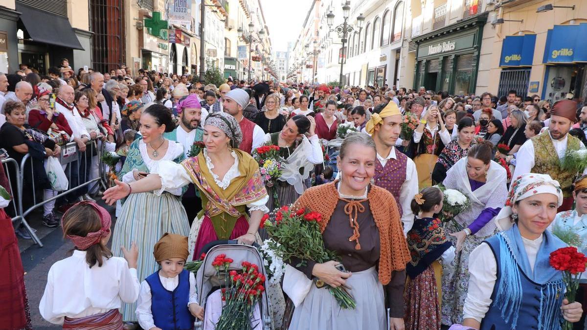 PILAR 2022. OFRENDA DE FLORES A LA VIRGEN DEL PILAR. ZARAGOZA.