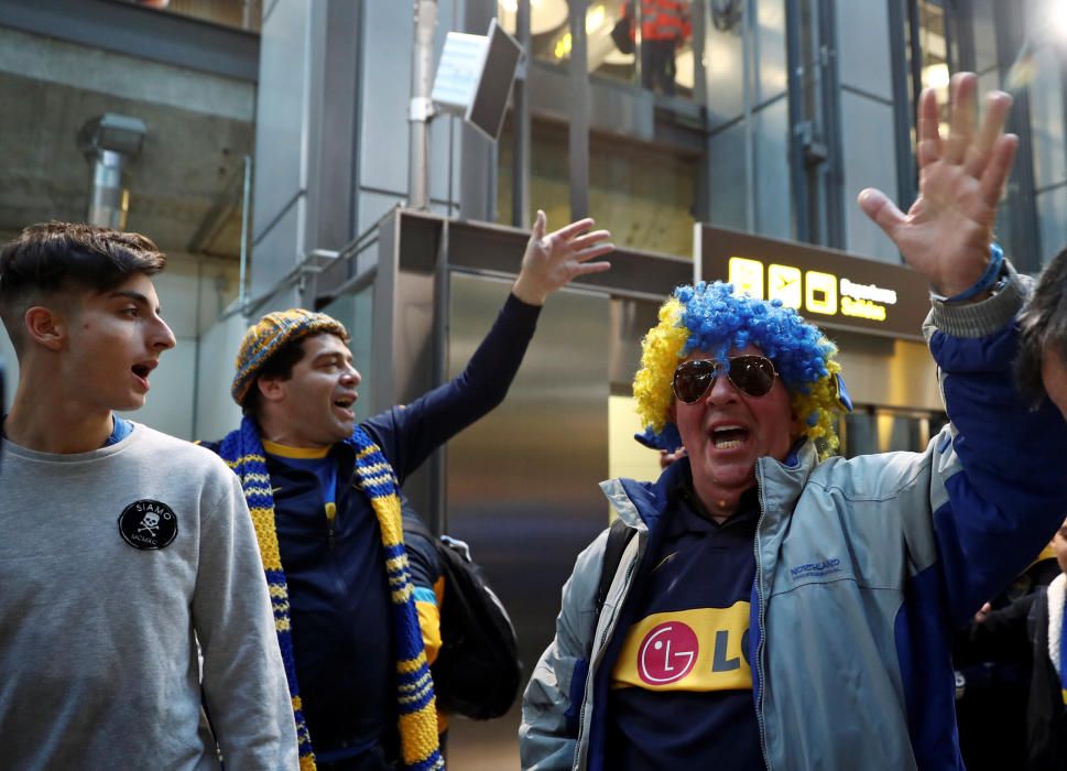 Las aficiones de River y Boca llenan Madrid