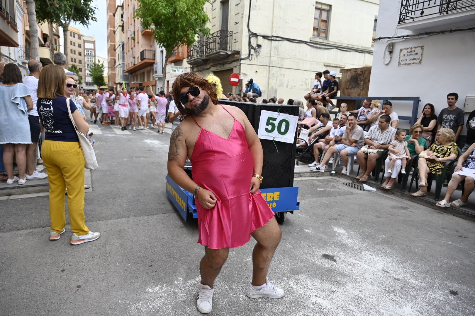 Imaginación y humor al poder en el desfile de las collas del Grau