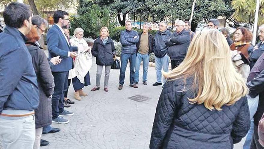 Una de las recientes visitas de Noguera a uno de los barrios de la ciudad.