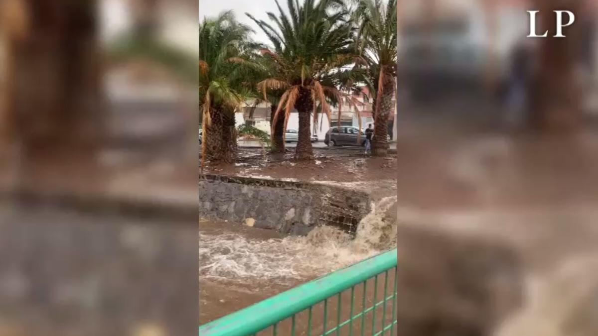 Fuerte lluvia en Santa Lucía de Tirajana