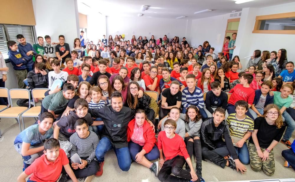 Pablo Montoro en el colegio de Petrer