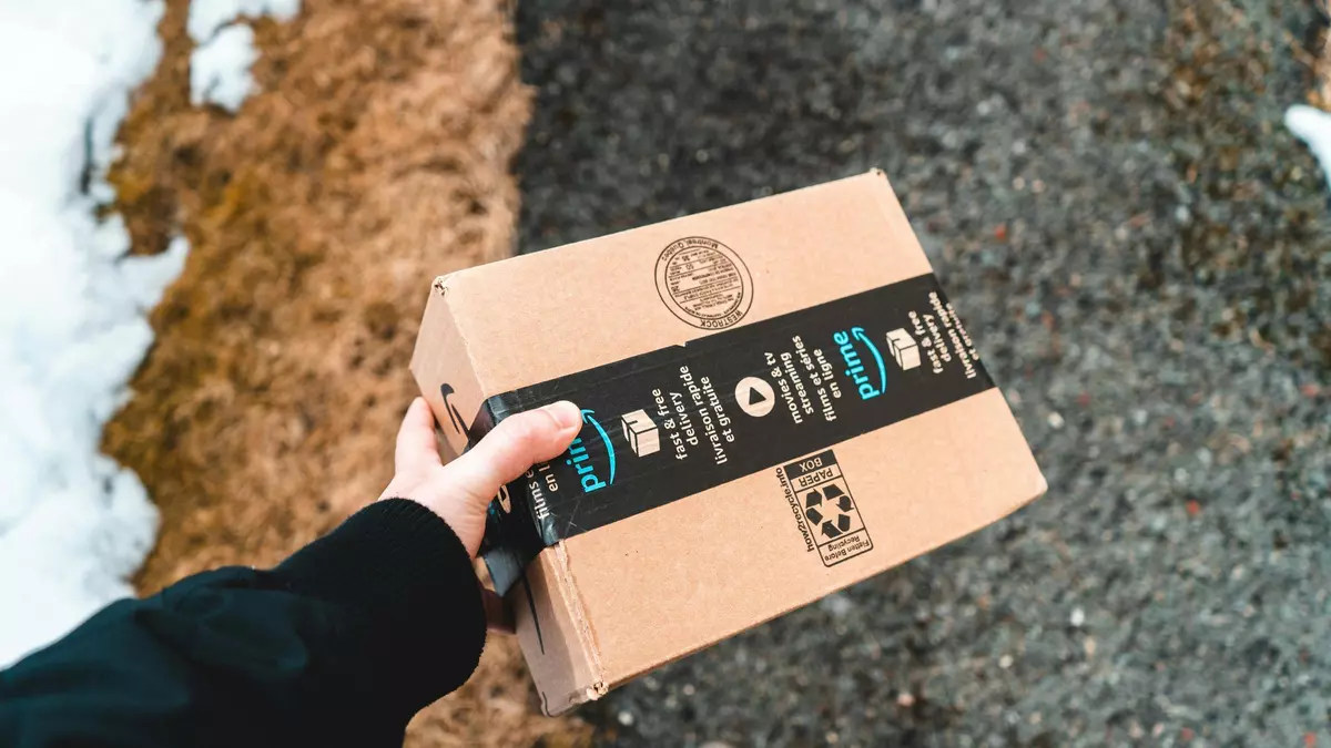 Amazon permet als seus clients quedar-se el producte, tot i sol·licitar la devolució monetària