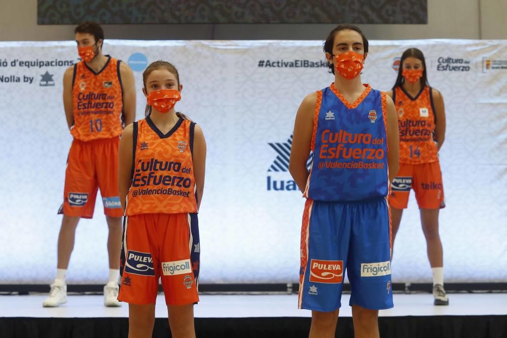 Presentación equipaciones del Valencia Basket